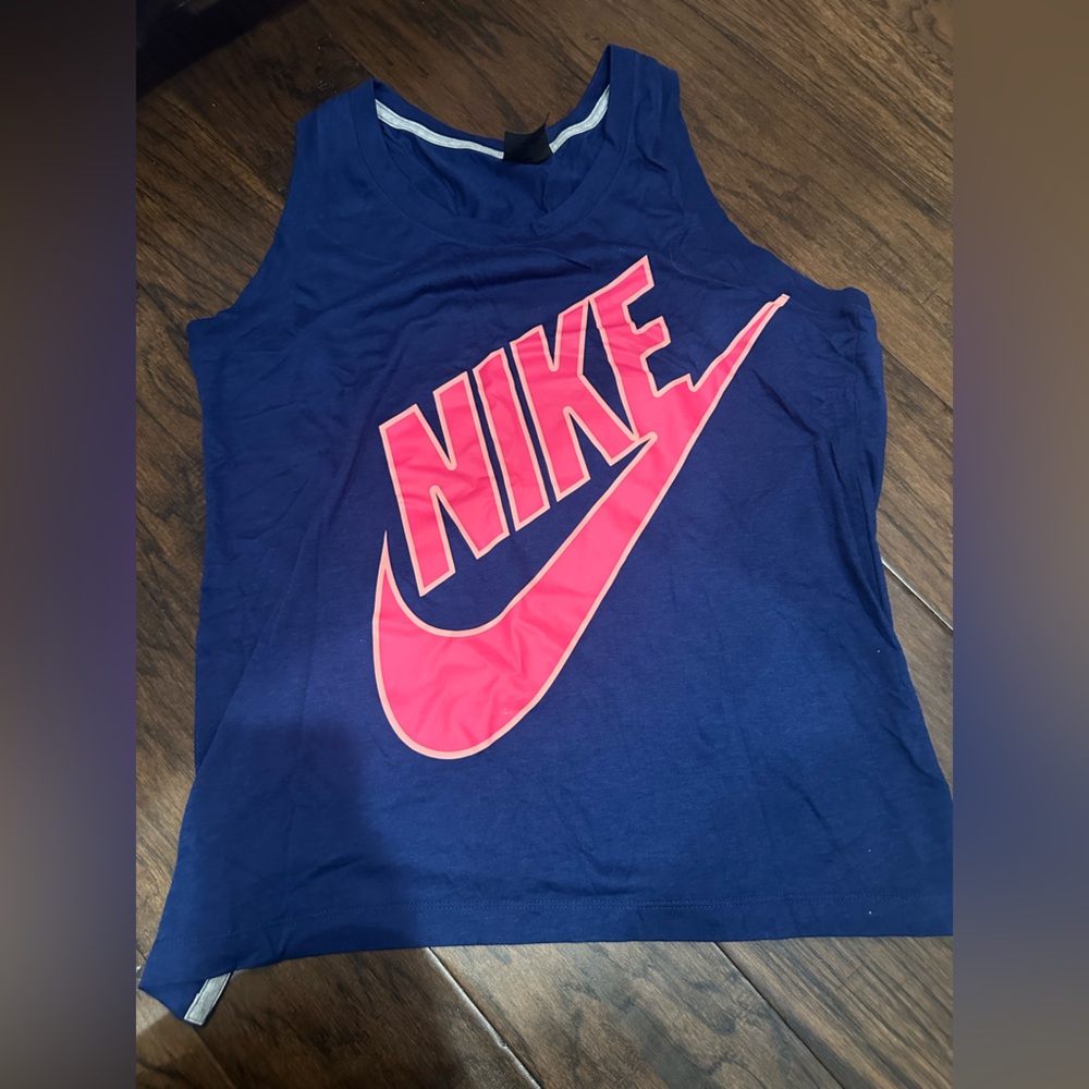 Nike Large Tank Top